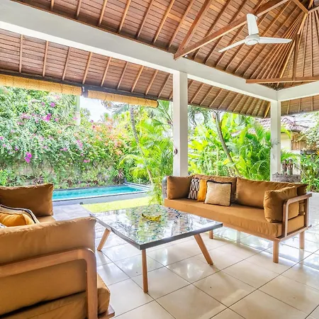 Villa Amaro Seminyak Exterior photo